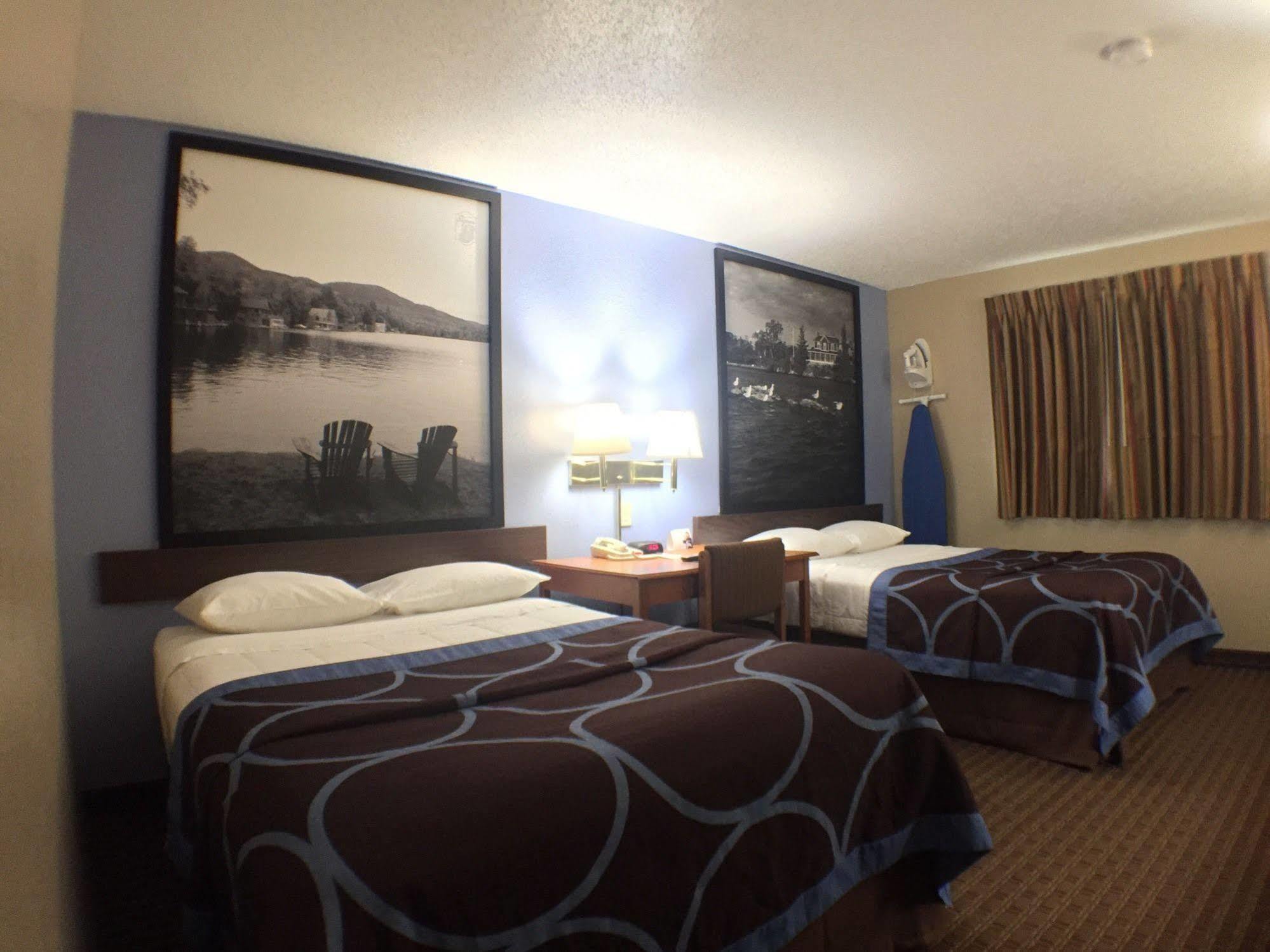 Super 8 By Wyndham Johnstown/Gloversville Eksteriør bilde
