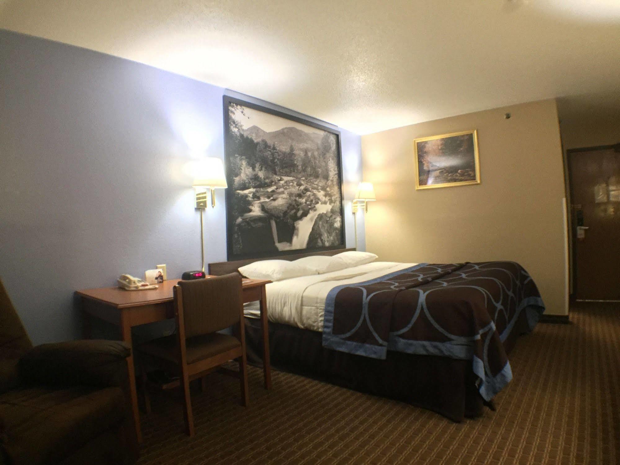 Super 8 By Wyndham Johnstown/Gloversville Eksteriør bilde